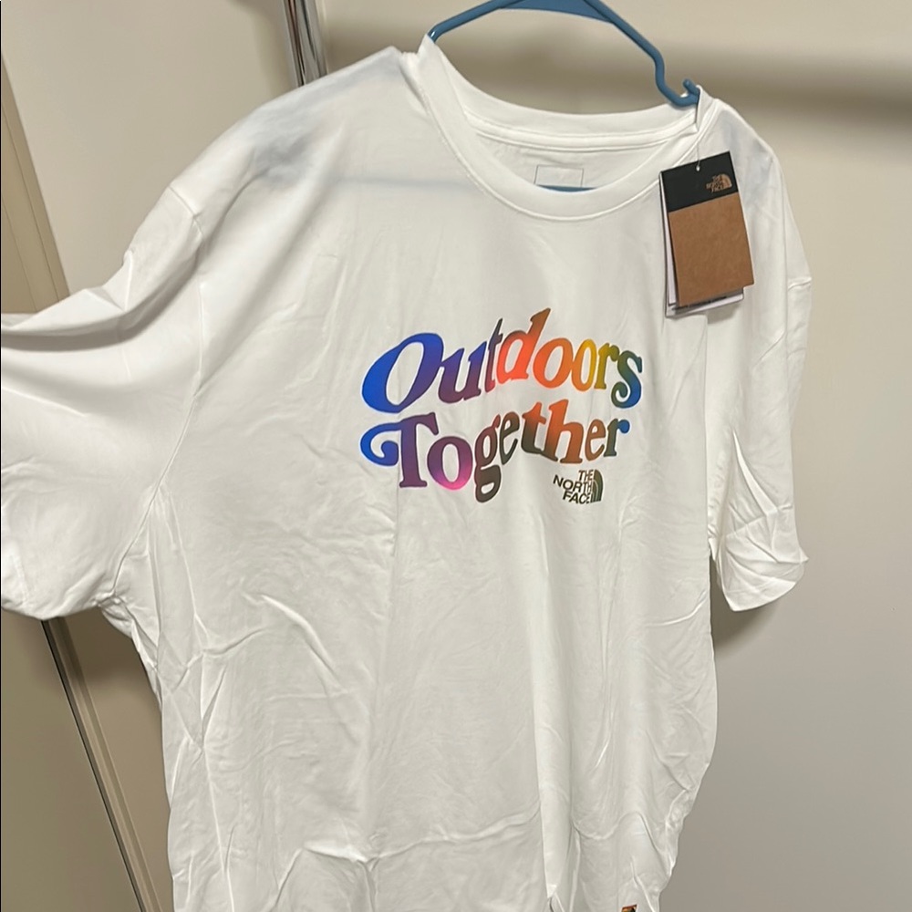 The North Face XXXL Vibrant Graphic White Tee